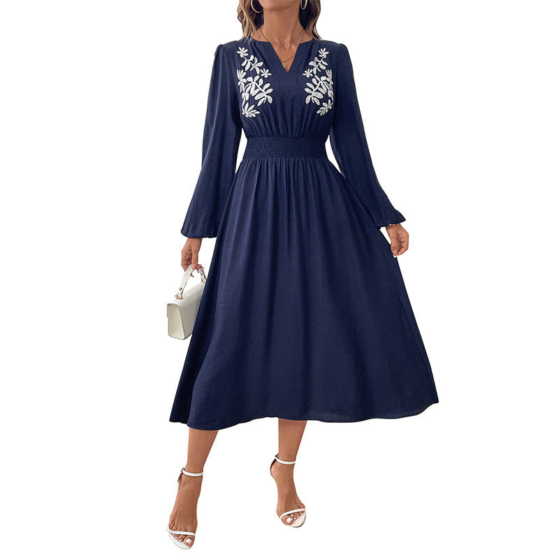Small V-neck Embroidery Waist-tight Dress Women