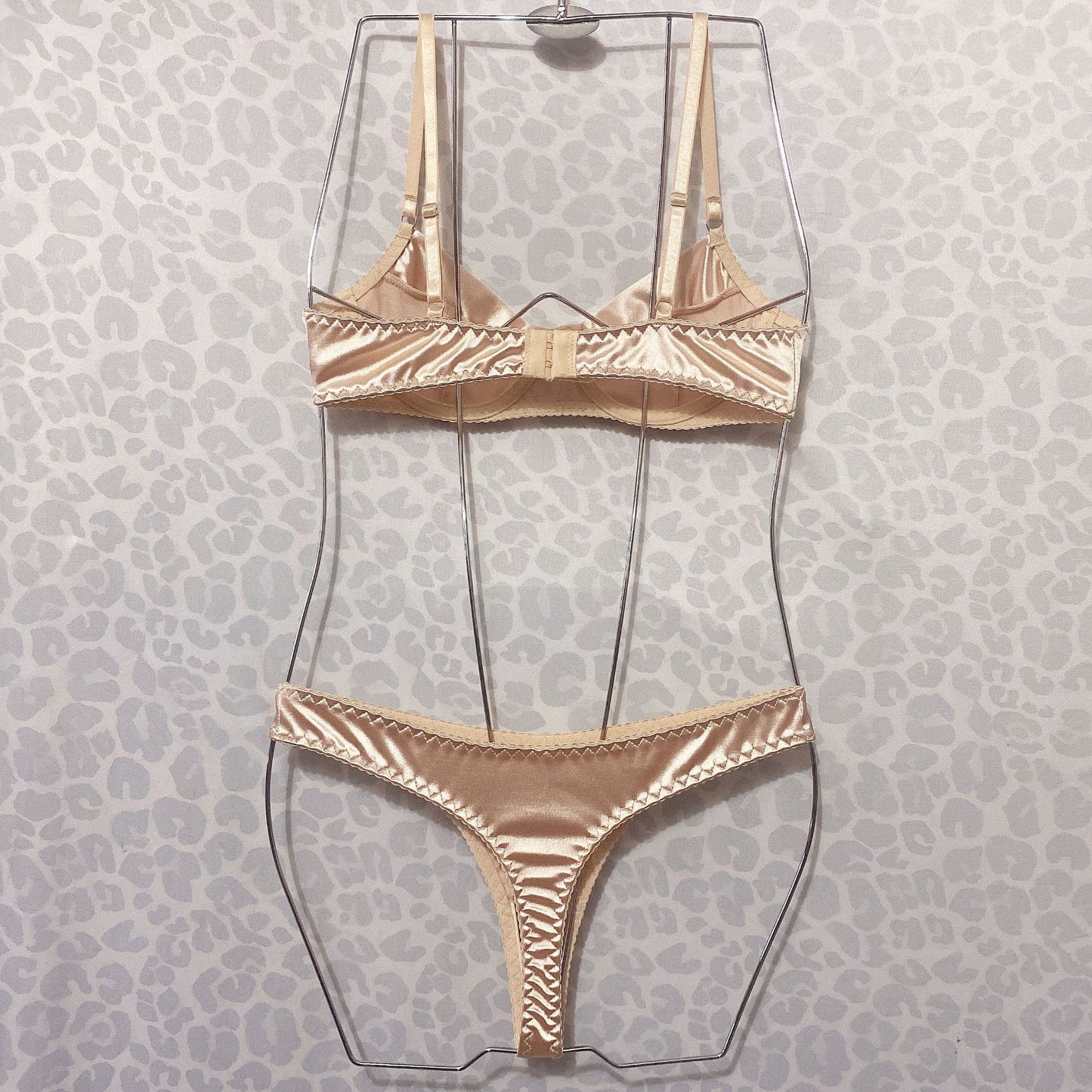 New French Satin Exquisite Bra Set